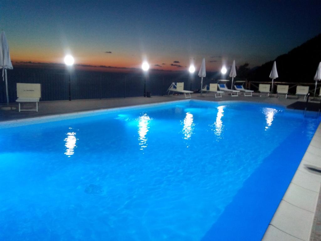 Agriturismo La Palombara Paola Exterior foto